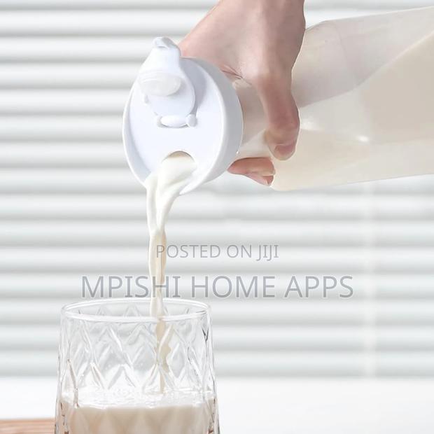 Multipurpose Milk/Water/Beverage Bottle 1.5L - thumbnail 6