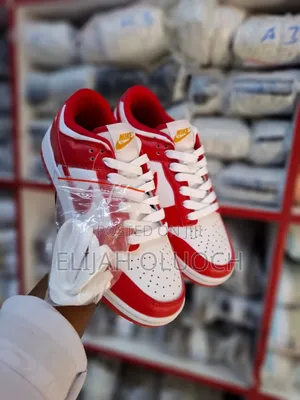 Nike Dunk Low University Red
