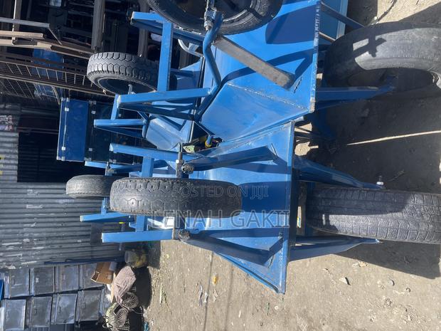 Wheelbarrow - thumbnail 4