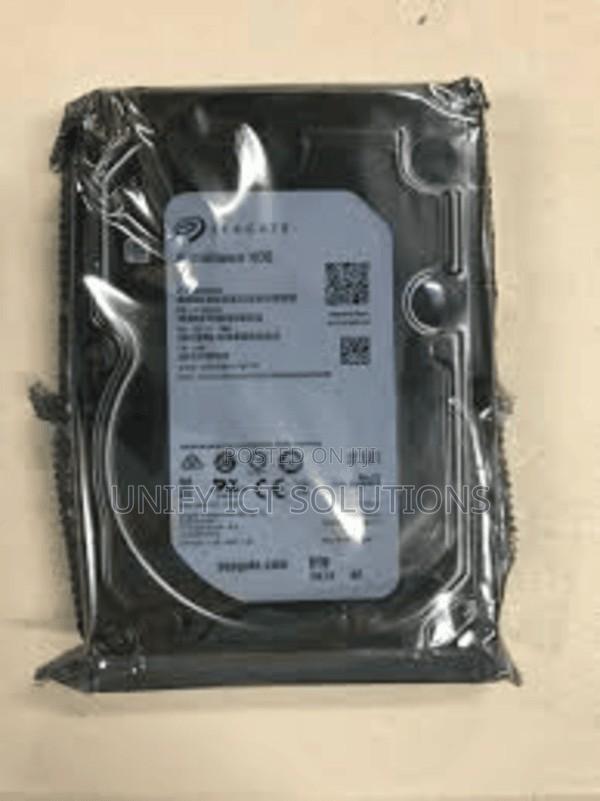 Seagate 8TB Skyhawk Surveillance 3.5′′ Internal Hard Drive - main view
