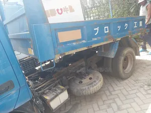 Toyota Dyna Tipper 2017 Blue