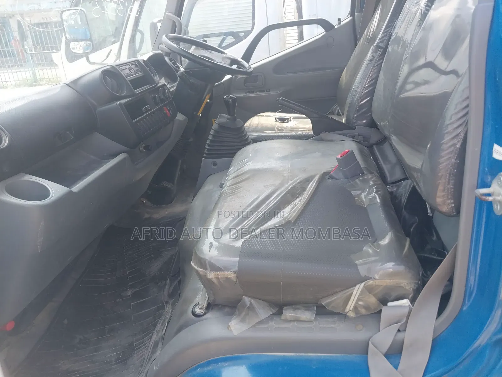 Toyota Dyna Tipper 2017 Blue