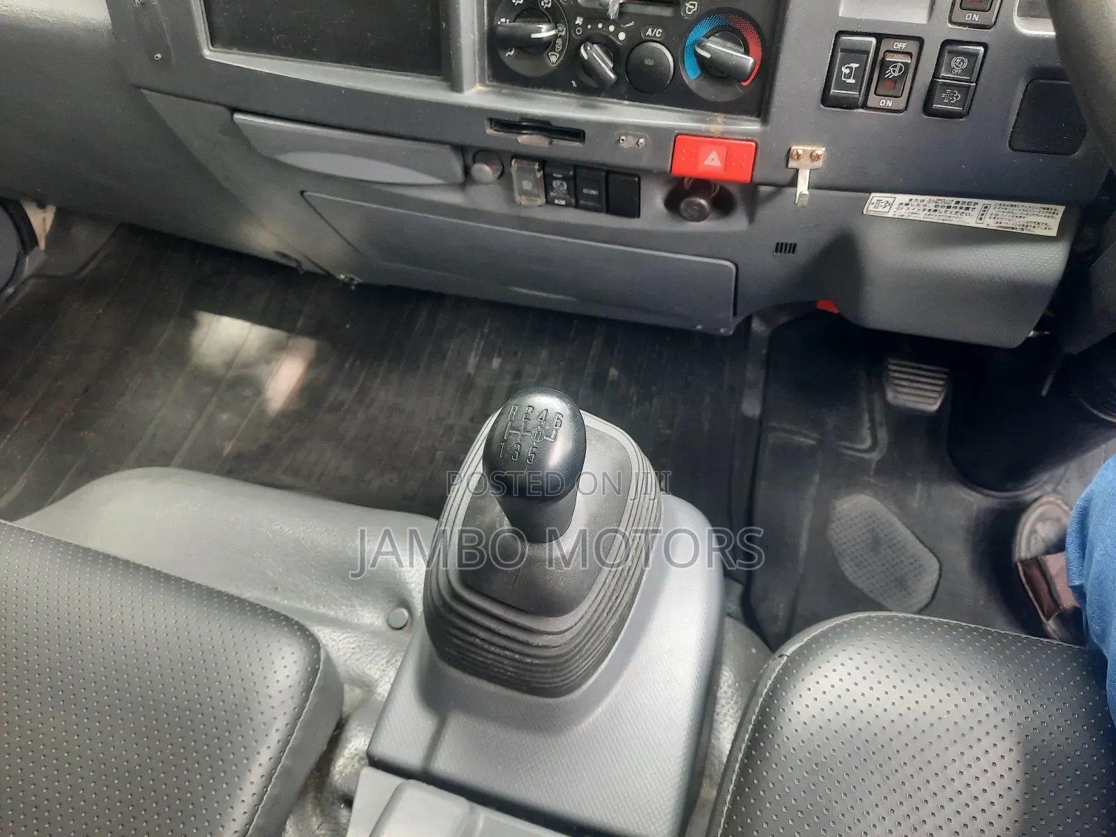 Isuzu Elf,Freezer