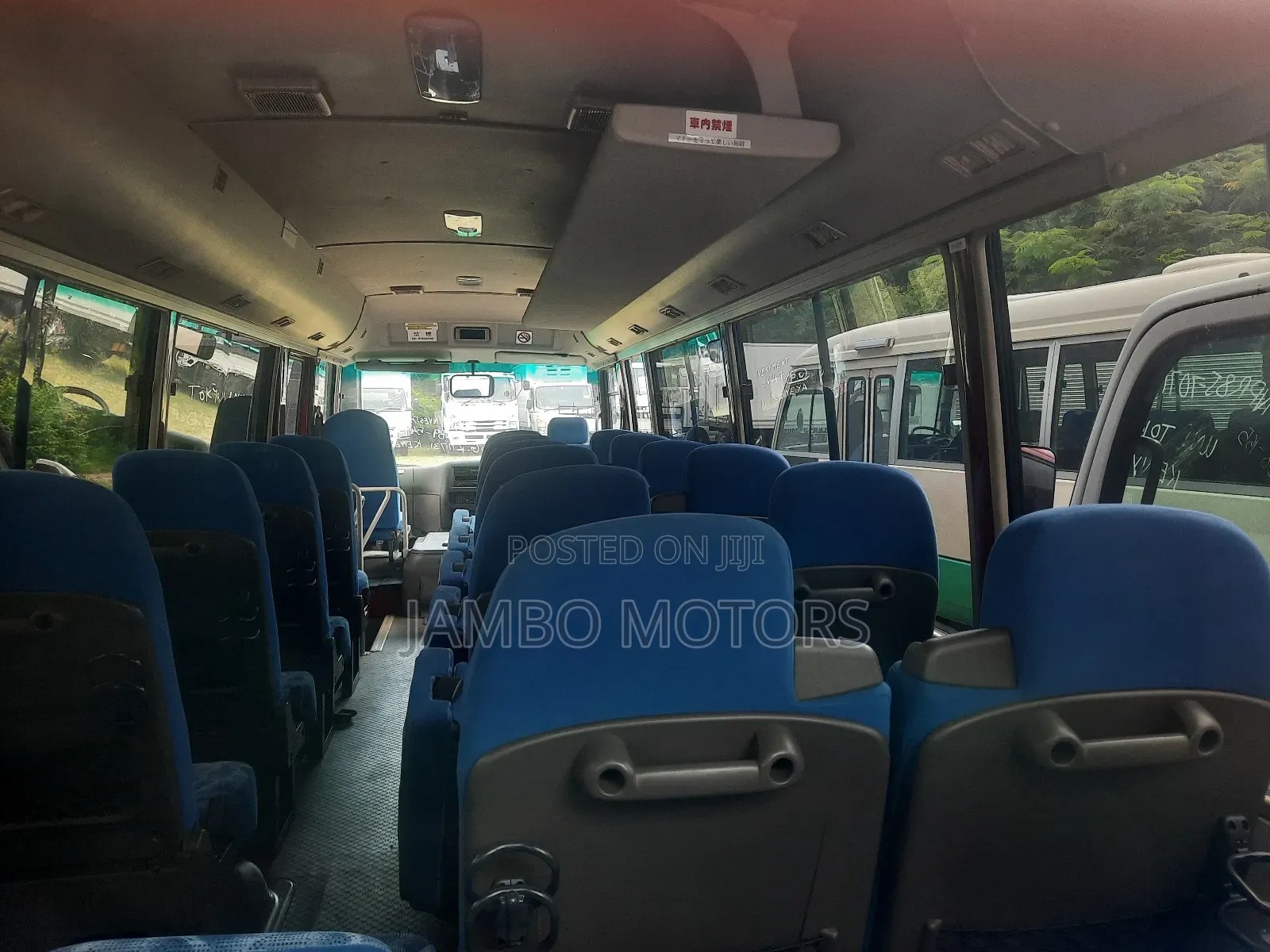 Mitsubishi Fuso Rosa 2018 Red
