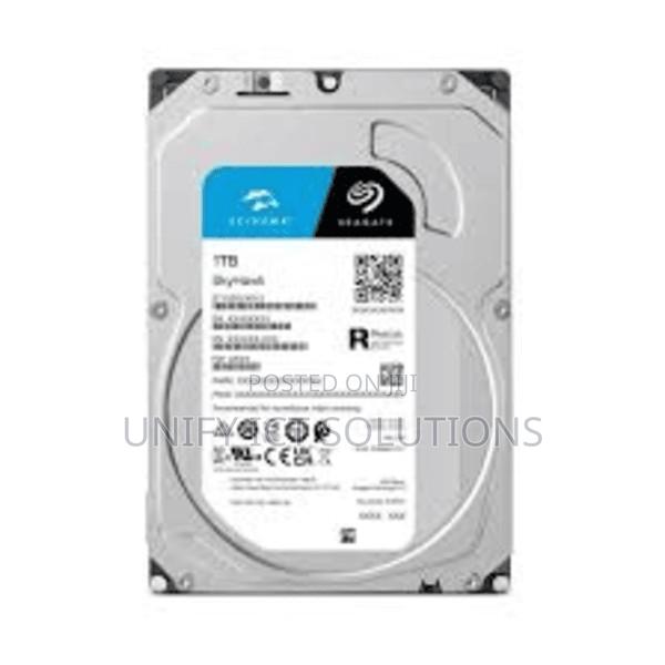 Seagate 1TB Skyhawk Surveillance 3.5′′ Internal Hard Drive