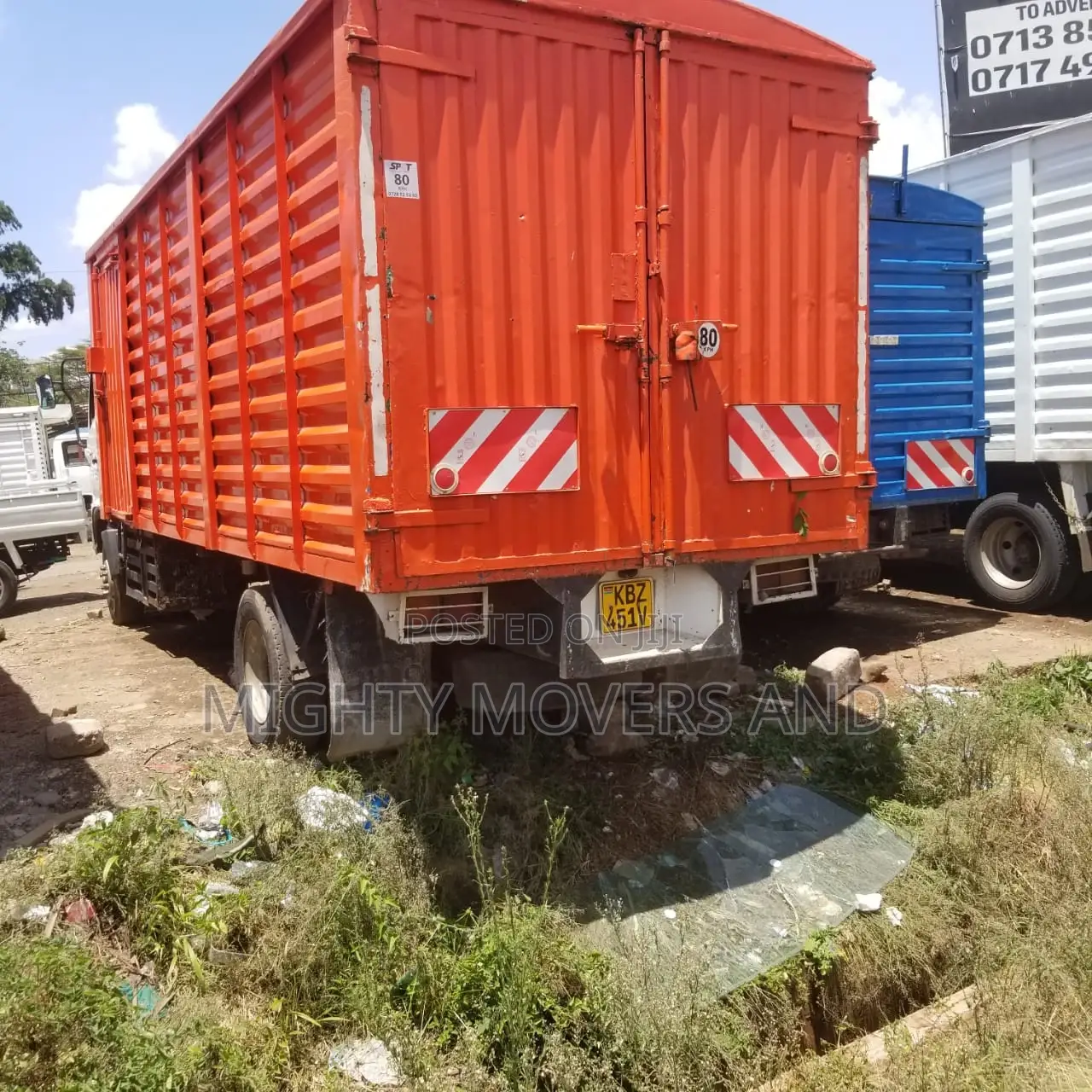 Lorry Available for Logistic Errands.