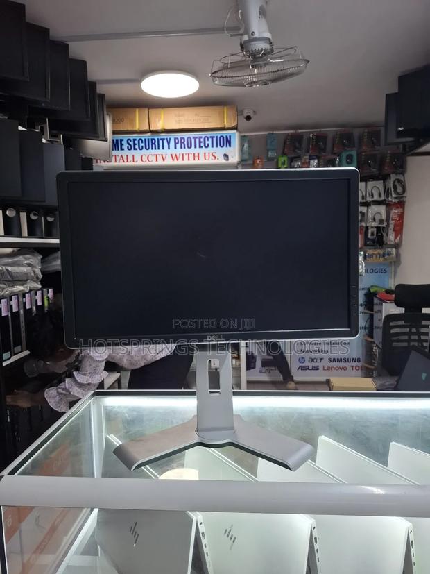 20 Inch Flat Panel Monitor - thumbnail 3