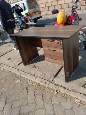 3 Drawers Office Table