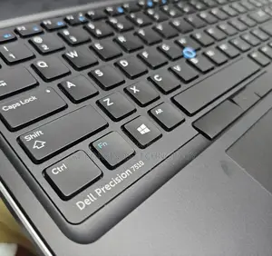 Laptop Dell Precision 7510 32GB Intel Xeon HDD+SSD 512GB