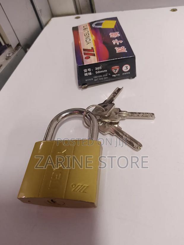 Yongli 50mm Padlock With 3 Keys/ Size 365 Padlock