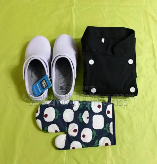 High Quality Chef Jacket+Kitchen Clogs+Mitten Gloves Package - main view