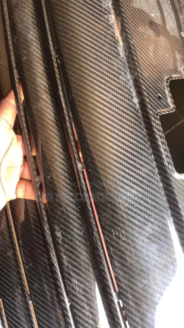 Gloss Shiny Texture Carbon Fiber Finish Body Wrap - thumbnail 3