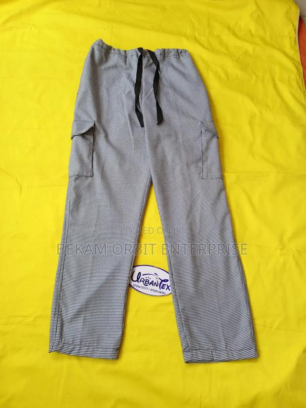 4 Side Pockets Back Patch Pocket Customized Checkered Pant - thumbnail 2