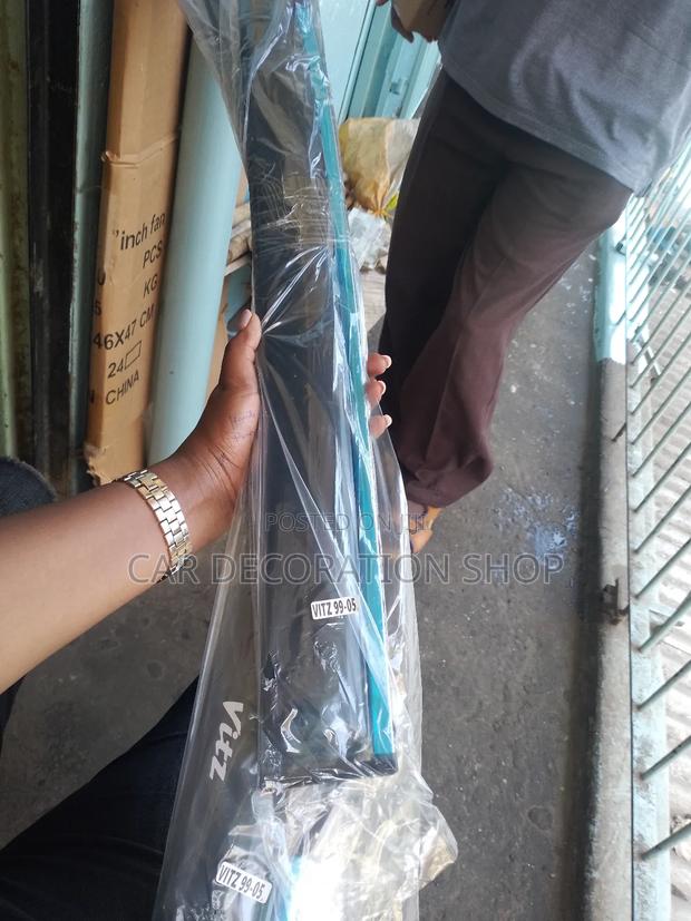 Vitz 1999 Windbreakers - thumbnail 3