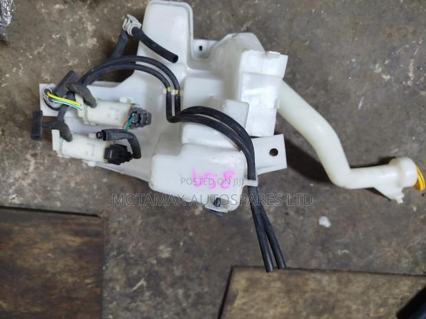 Subaru Outback Bs9 Washer Bottle