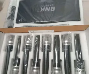 BNK UHF 8 Channels Wireless Microphones