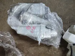 Nissan Sylphy TB17 Washer Bottle