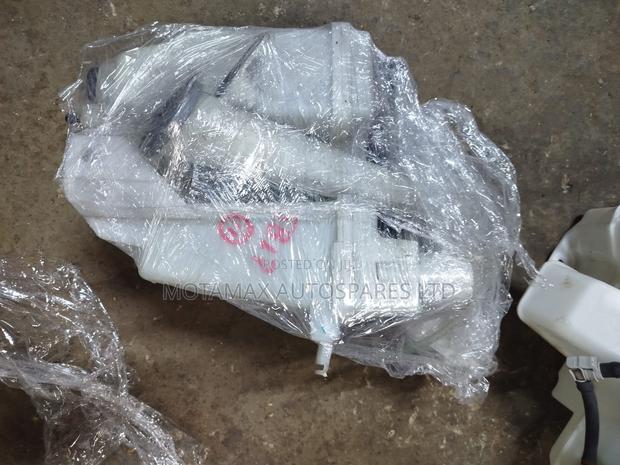 Nissan Sylphy TB17 Washer Bottle