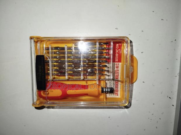 32 in 1 Precision Screwdriver Set - thumbnail 3