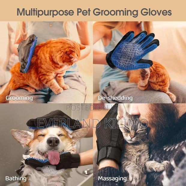 Dog / Cat Grooming Glove - main view