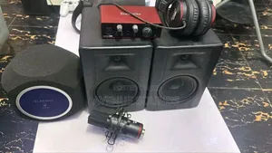 Studio Recording Set. Focusrite, Maudio Bx5 D3, Alcatron