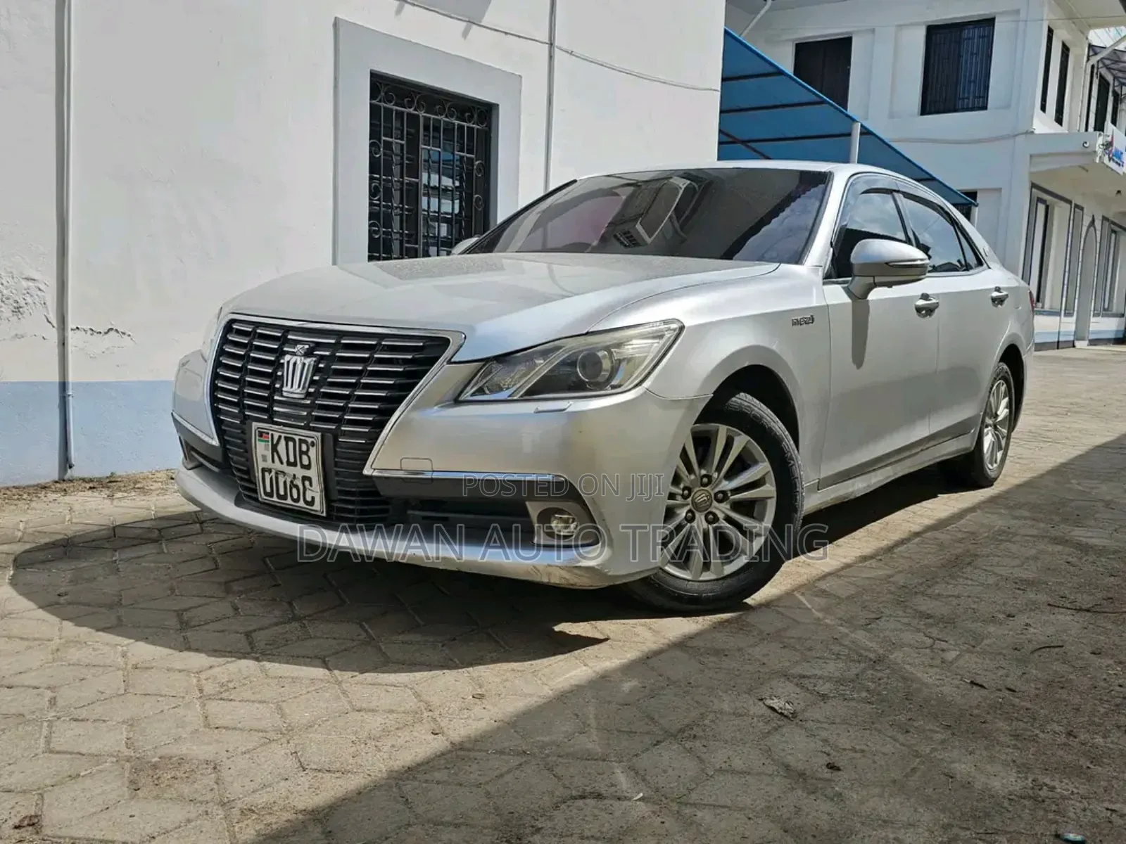 Toyota Crown 2014 Silver