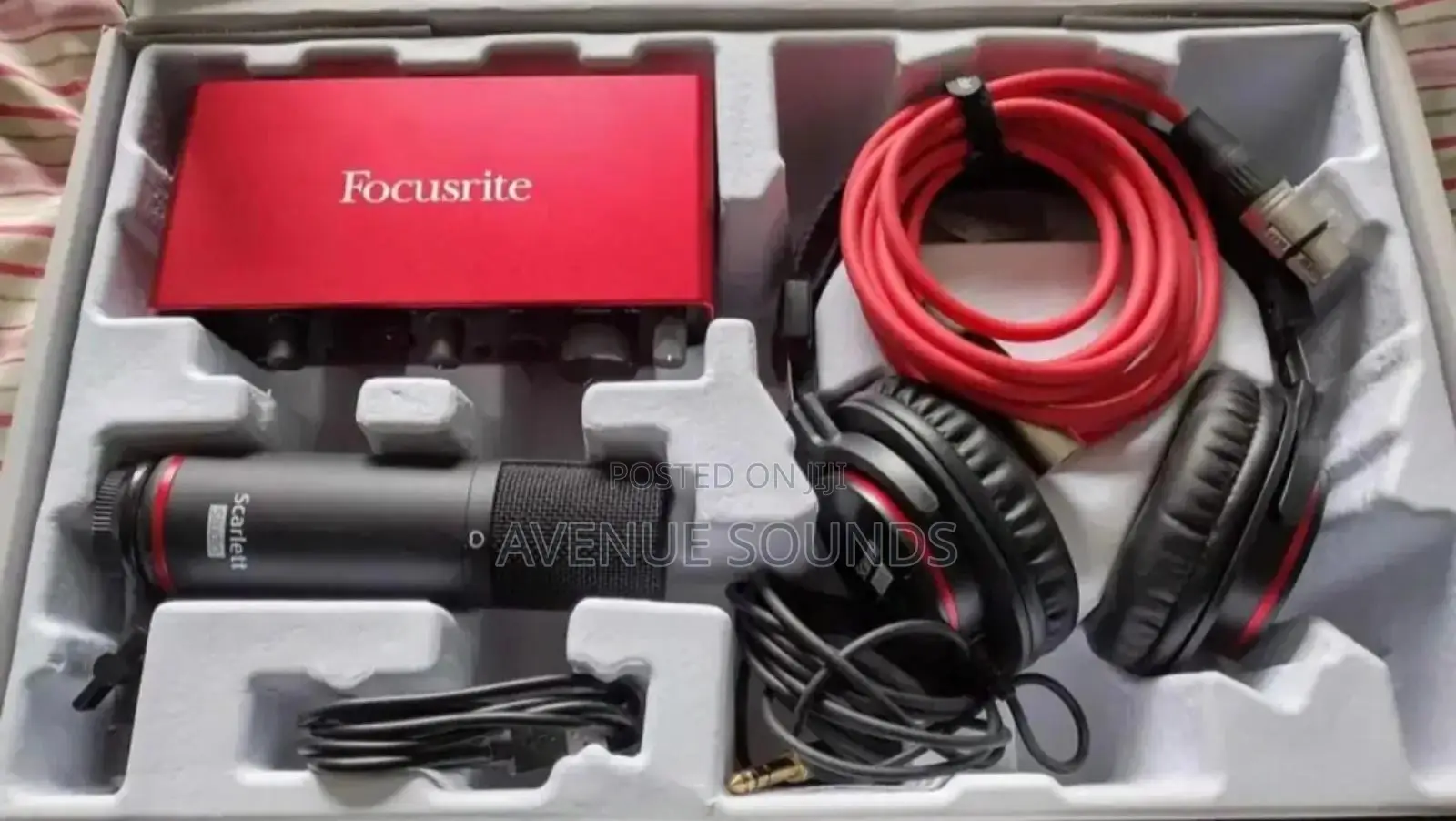 Studio Recording Set. Focusrite, Maudio Bx5 D3, Alcatron