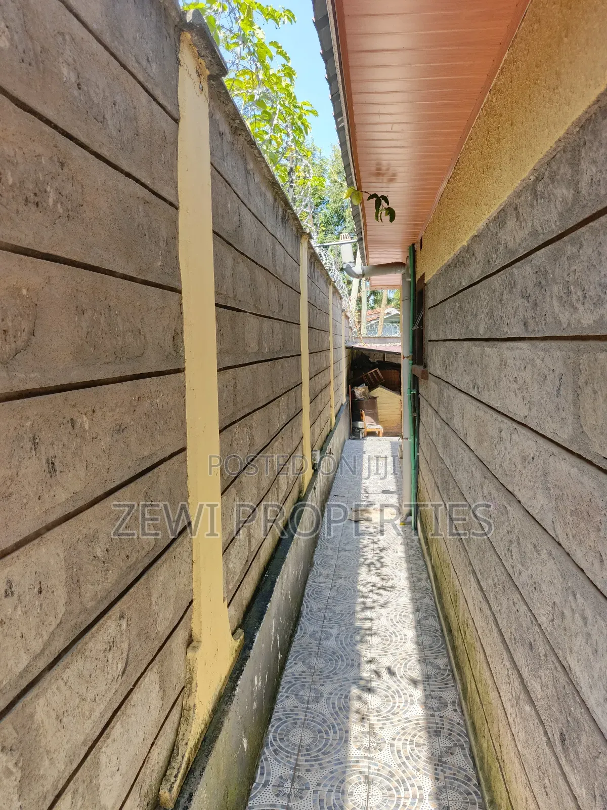 3bdrm Maisonette in Matasia for sale