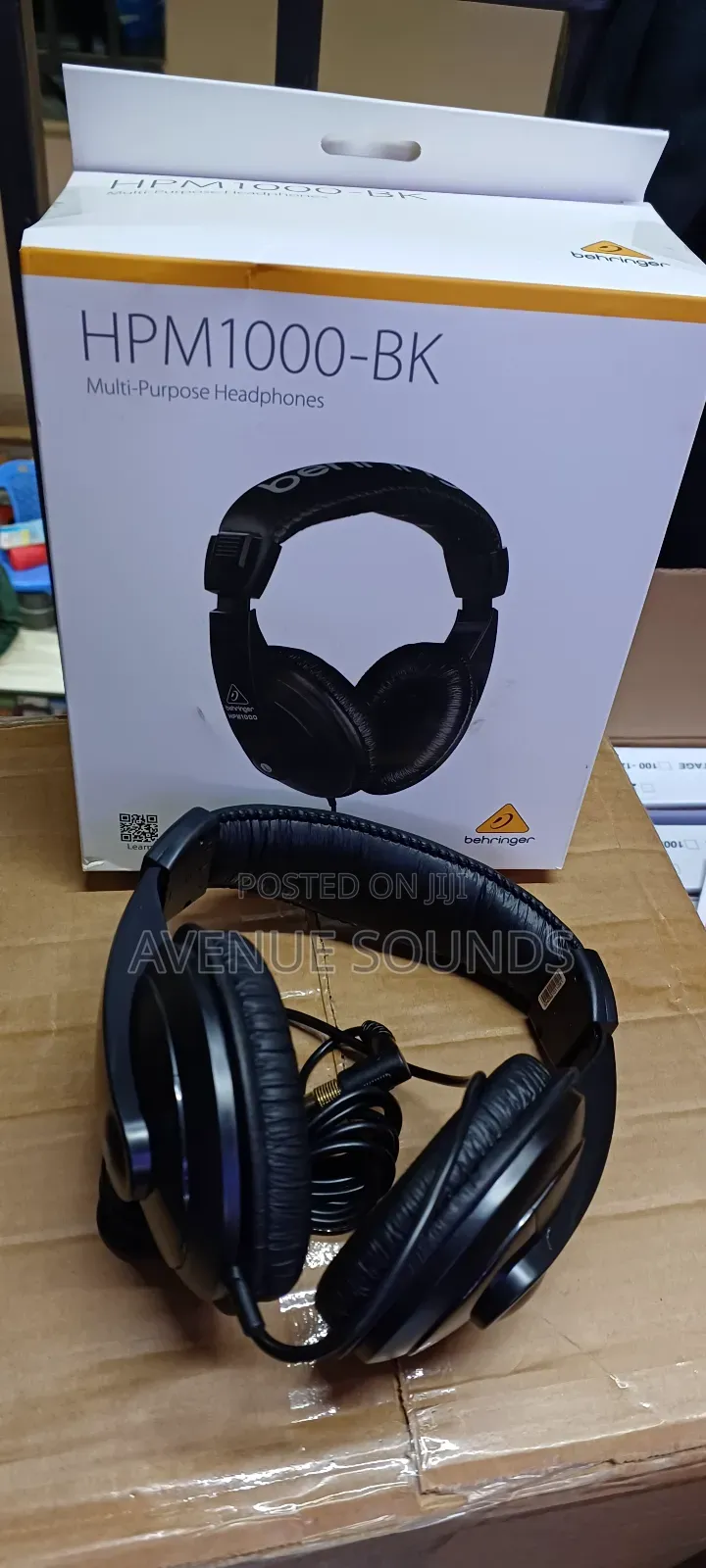 Black Behringer Hpm1000 Headphones