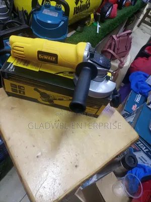 4inch Dewalt Grinder.Dewalt Corded Grinder