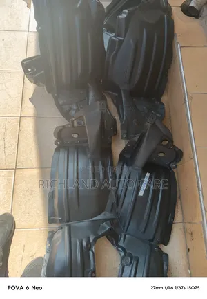 Toyota Vellfire Anh20/Anh30 Stone Guards