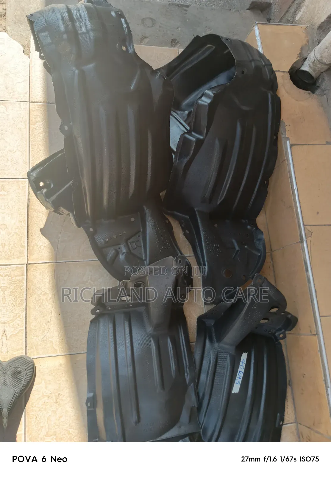 Toyota Vellfire Anh20/Anh30 Stone Guards