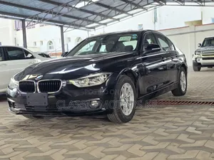 BMW 320i Sedan RWD 2017 Black