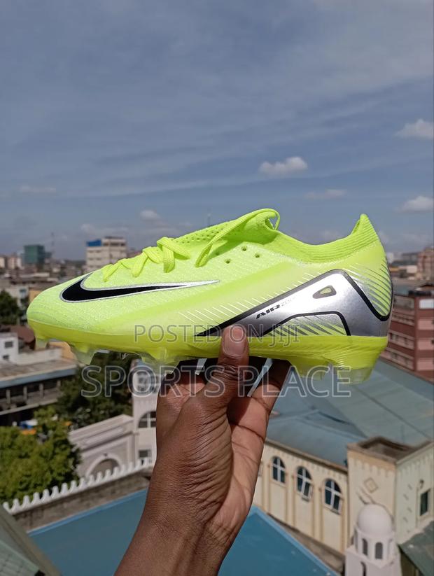 New Mercurial Vapor 16 Zoom FG Football Boots Soccer Shoes - main view