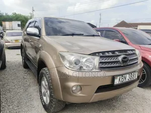 Toyota Fortuner 2008 Brown