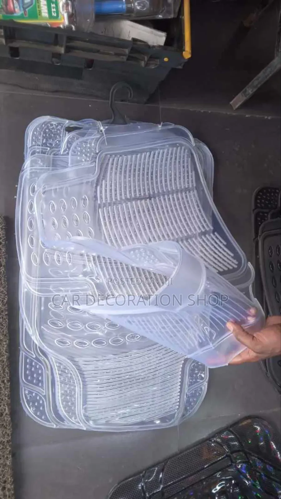 7 Seater Colorless Floor Plastic Mats