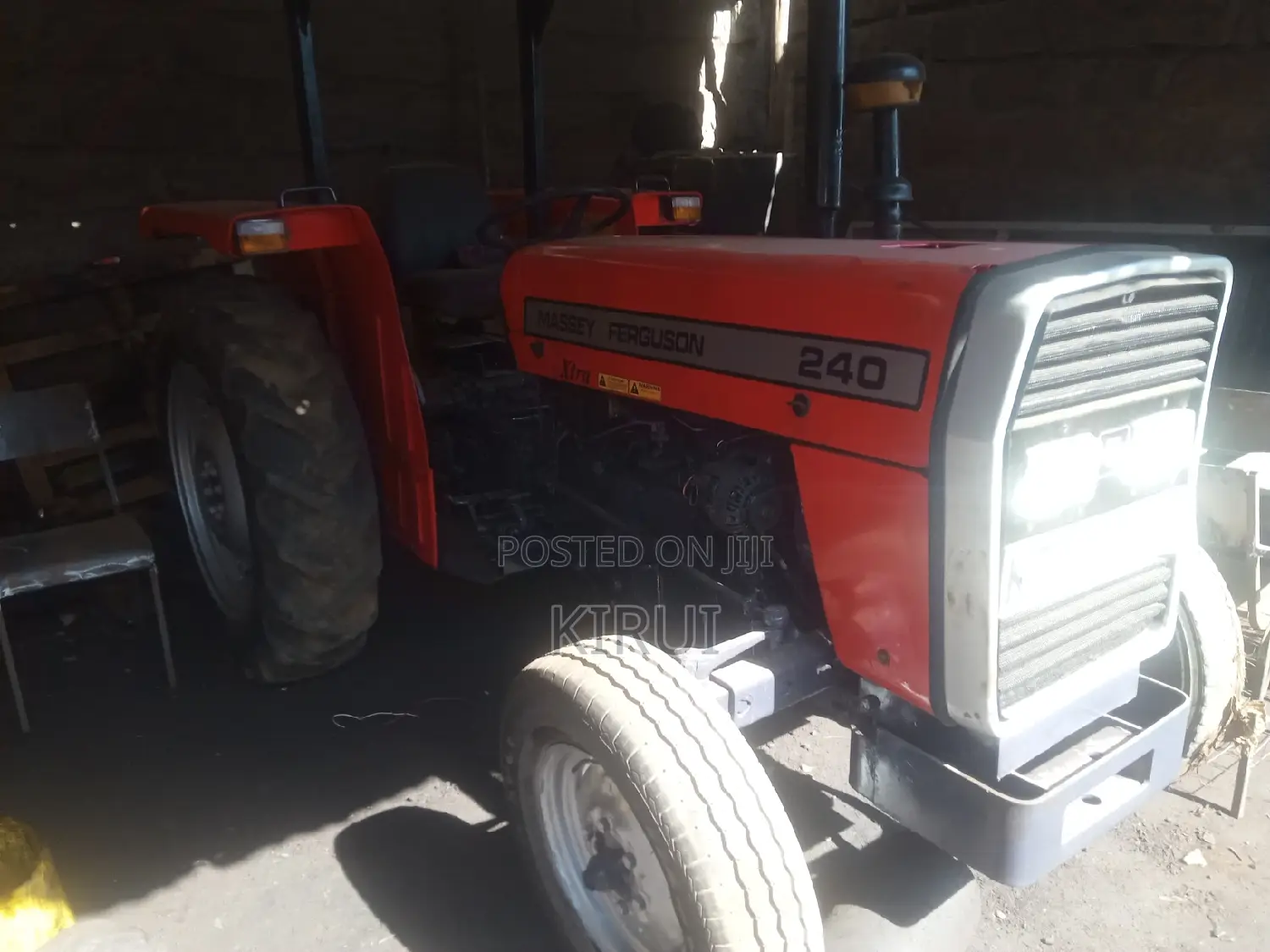 Massey Ferguson 240