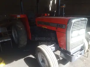 Massey Ferguson 240