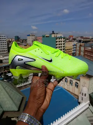 New Mad Voltage Vapor 16 Mercurial Air Zoom Soccer Cleats