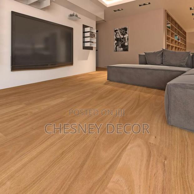 Woodlook Vinyl - main view