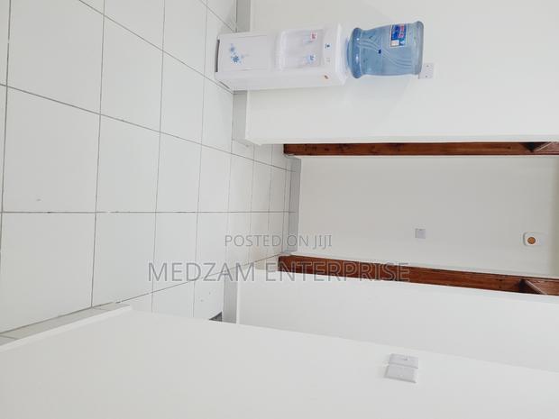 2 Bedroom Airbnb in Mombasa, Buxton - thumbnail 6