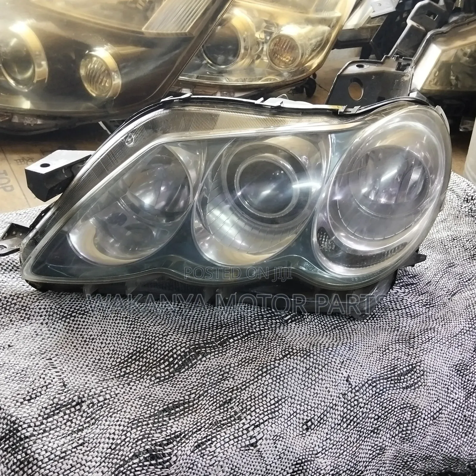 Toyota Mark X 2005/2008 Zenon Headlight, Ex Japan