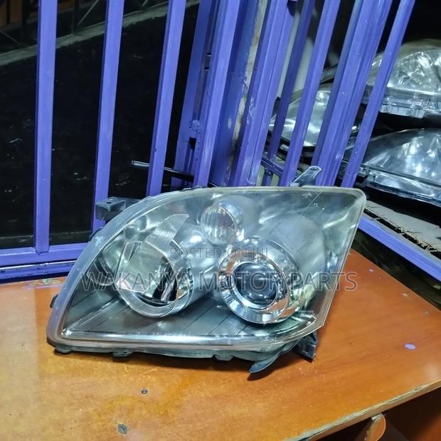 Toyota Avensis 2006/2008 Zenon Ex Japan Headlamp