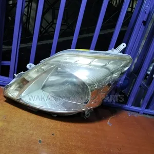 Toyota Passo Sette Zenon Headlight, Clean Ex Japan
