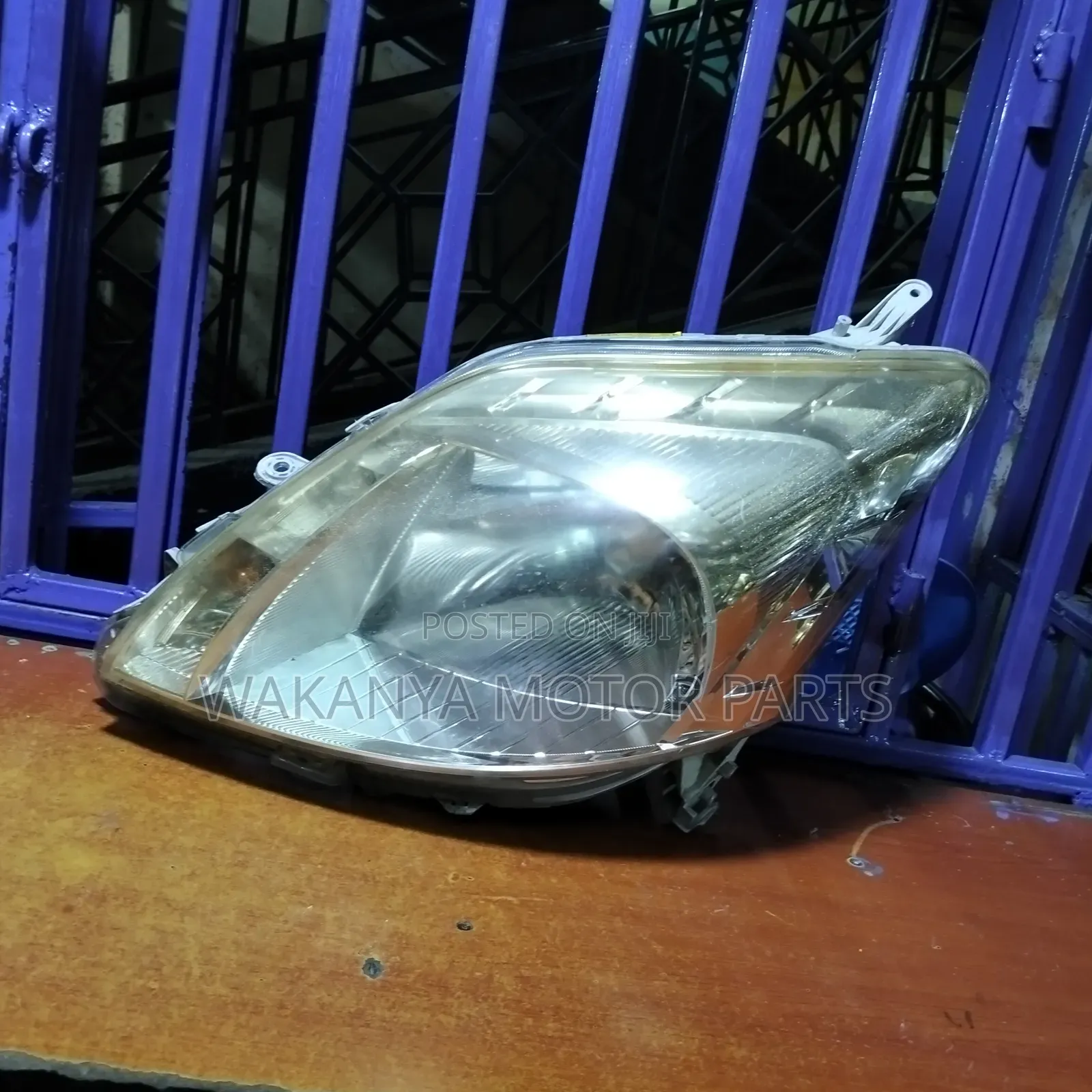 Toyota Passo Sette Zenon Headlight, Clean Ex Japan