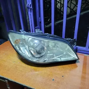 Subaru Impreza N12/Gg2 Non Zenon Headlight, Clean Ex Japan
