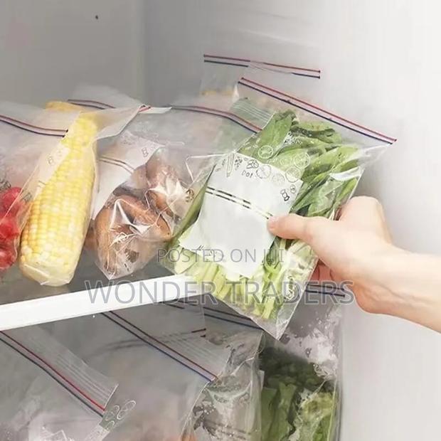  Silicone Ziplock Fridge Bags.
Capacity: 1 Litre (25pcs) - main view