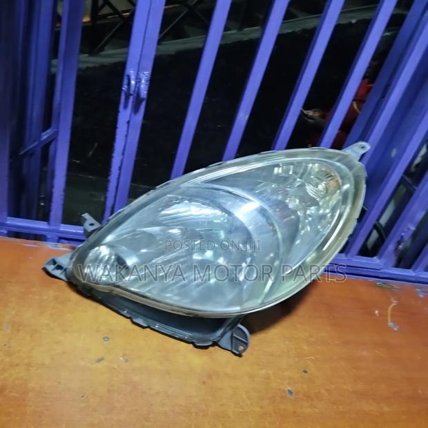 Toyota Funcargo Non Zenon Headlight Model 2004/2006 - main view