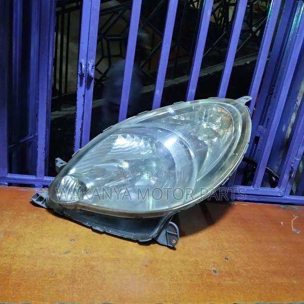 Toyota Funcargo Non Zenon Headlight Model 2004/2006 - thumbnail 3
