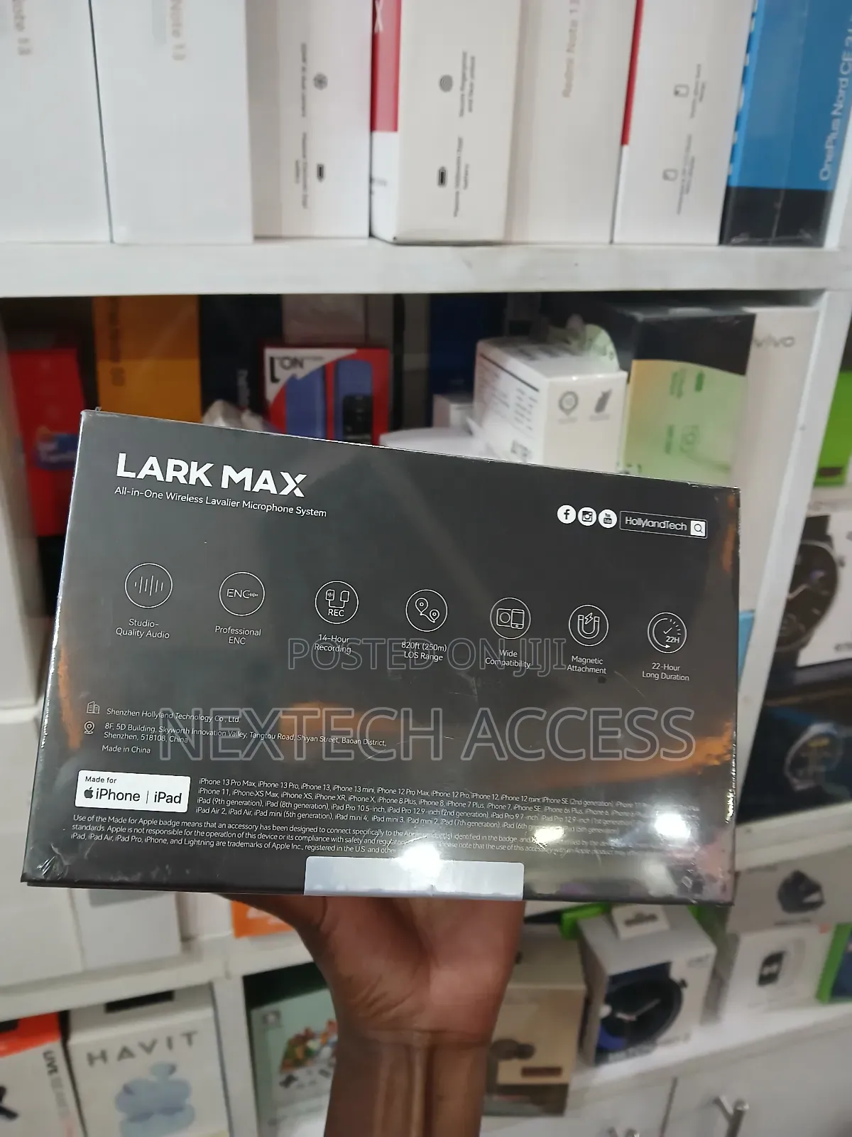 Hollyland LARK MAX Duo Wireless 2-Person Microphone System